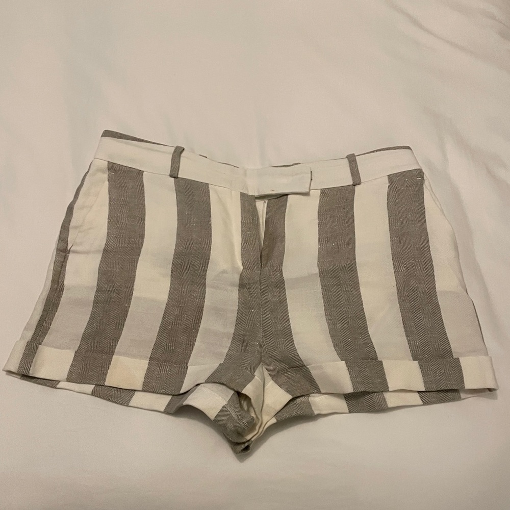 Loro Piana striped 100% linen shorts, size IT 44/ US 8